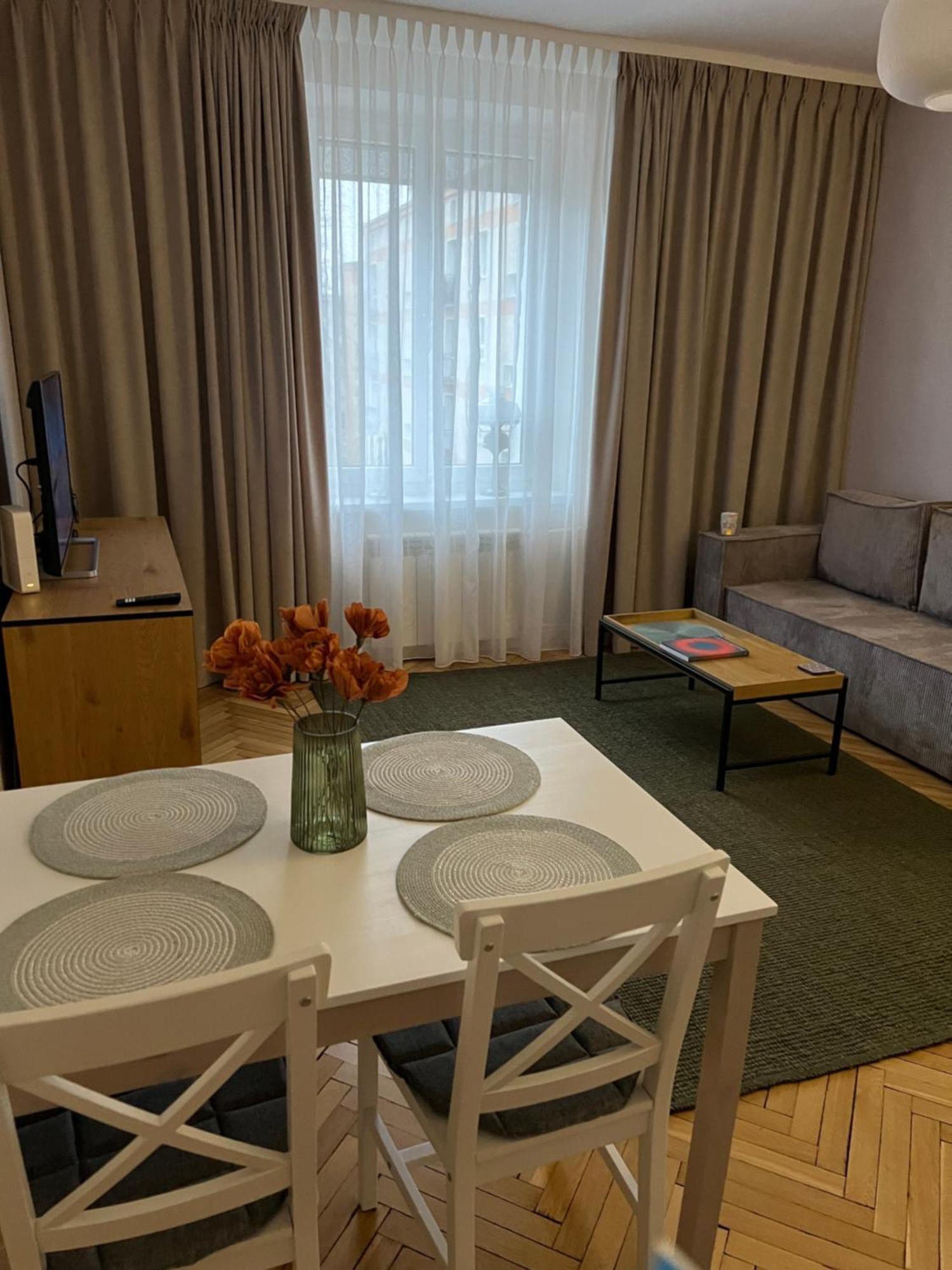 Zielona Ochota Apartman Varsó Kültér fotó